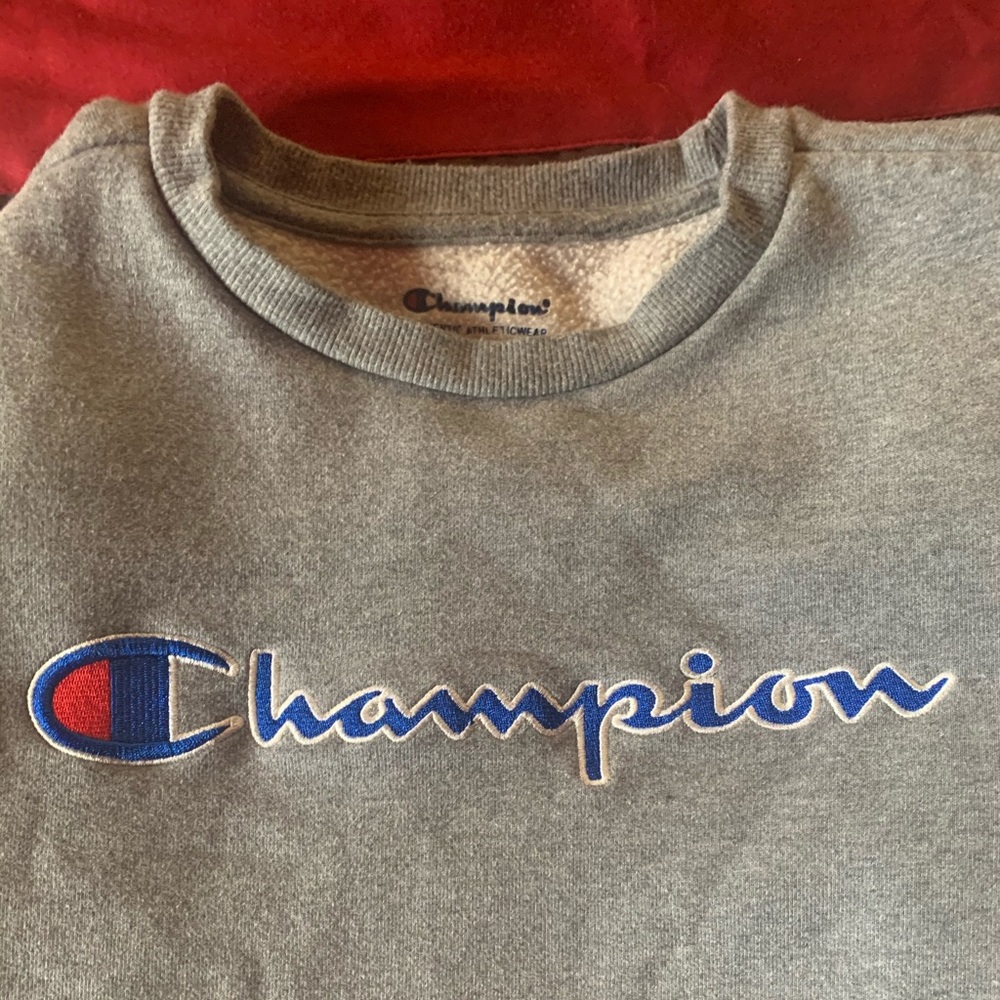 Champion Crewneck Sweater
